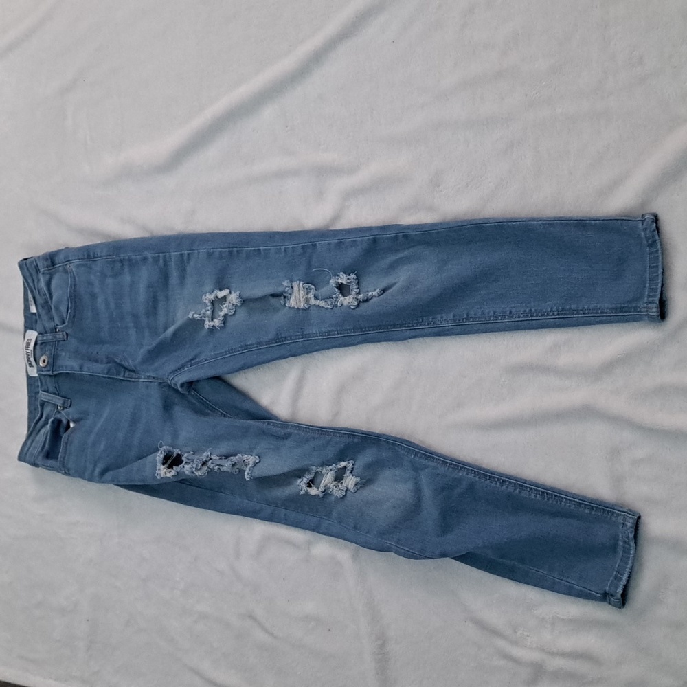 The size is a 7 junior,the color is blue ,and the brand name is skinny fries   .